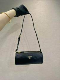Picture of Prada Handbags _SKUfw226621969fw
